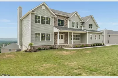 4 Spring Ct, Lopatcong Township, NJ 08865 - Photo 1