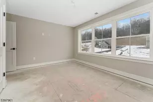 4 Spring Ct, Lopatcong Township, NJ 08865 - Photo 20