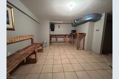 135 W Chrystal St, Dover, NJ 07801 - Photo 24