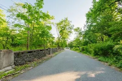 2 Ridge Rd, West Orange Township, NJ 07052 - Photo 6