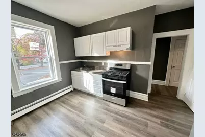 310 Apt3 Orange Rd #3, Montclair, NJ 07042 - Photo 6