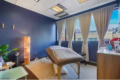 10 E Willow St, Millburn, NJ 07041 - Photo 2