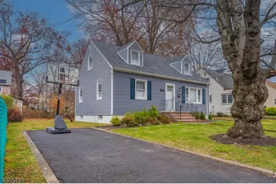 1305 Sunnyside Pl #9, Plainfield, NJ 07060 - Photo 2