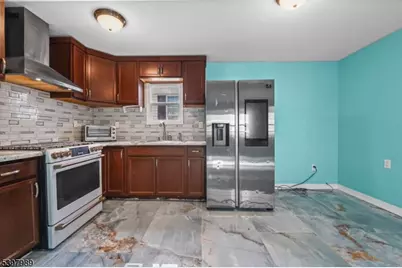 21 Helen, Moonachie, NJ 07074 - Photo 1
