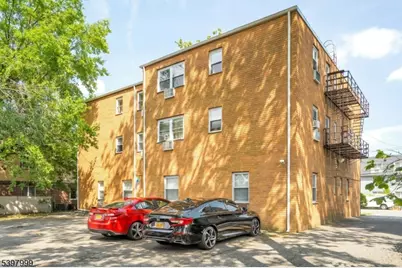 377 Park St, Hackensack, NJ 07601 - Photo 2