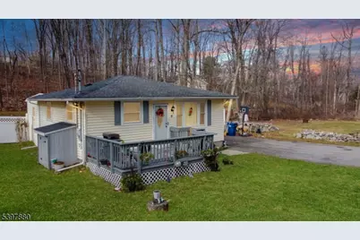 6 Pine St E, Vernon, NJ 07422 - Photo 18