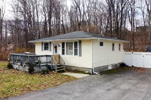 6 Pine St E, Vernon, NJ 07422 - Photo 6