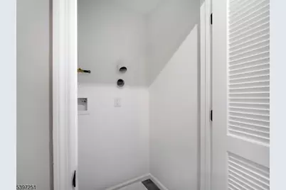 32 N 14th St Apt #2, Newark, NJ 07107 - Photo 10