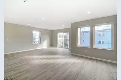 32 N 14th St Apt #2, Newark, NJ 07107 - Photo 8