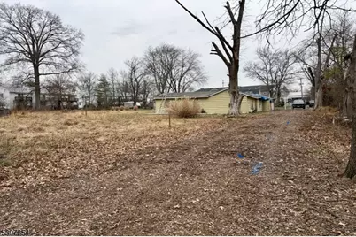 8 Reasoner Lane, Flemington, NJ 08822 - Photo 6