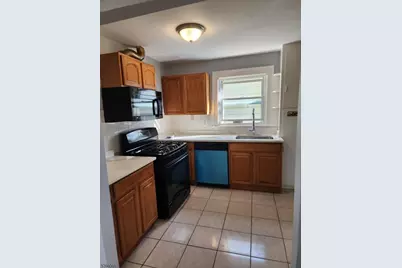 10 Westcott St, Bloomfield, NJ 07003 - Photo 2