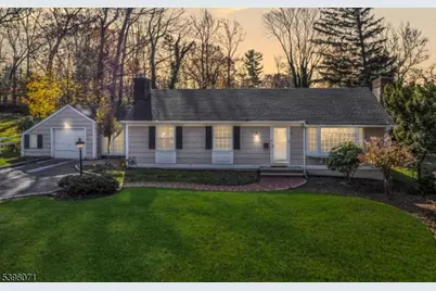 90 Jacobus Ave, Little Falls Township, NJ 07424 - Photo 1