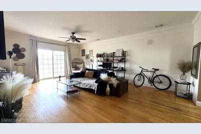 411-419 Chestnut St #2D, Newark, NJ 07105 - Photo 4