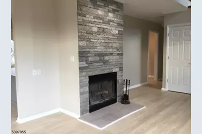 592 Dell Rd, Roxbury Township, NJ 07850 - Photo 6