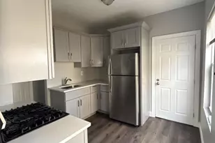 409 E Elm St, Linden, NJ 07036 - Photo 4