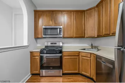 225 Windmill Ct, Lopatcong Township, NJ 08865 - Photo 10