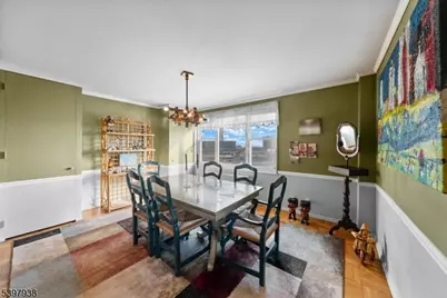 2000 Linwood Ave #9W, Fort Lee, NJ 07024 - Photo 8