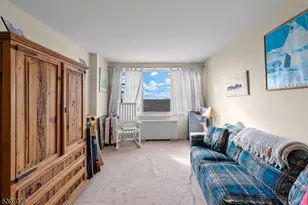 2000 Linwood Ave, Fort Lee, NJ 07024 - Photo 24