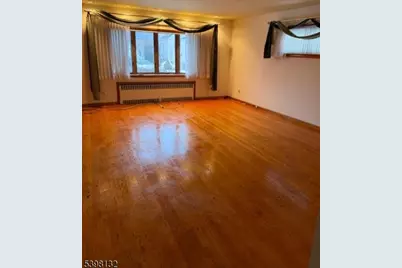 95 Bogert St, Totowa, NJ 07512 - Photo 2