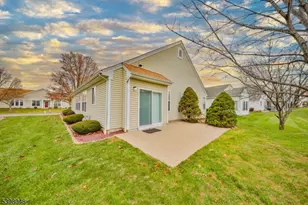 107 Kensington Cir, White Township, NJ 07823 - Photo 28