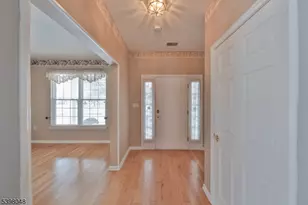 107 Kensington Cir, White Township, NJ 07823 - Photo 4