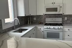 21 Teaberry Dr, Edison Twp., NJ 08820 - Photo 2