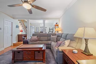 63 Jefferson Ct, Raritan Township, NJ 08822 - Photo 8