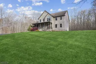 2 Country Ln, Lebanon Township, NJ 08826 - Photo 4