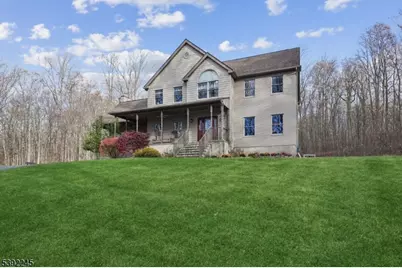 2 Country Ln, Lebanon Township, NJ 08826 - Photo 2