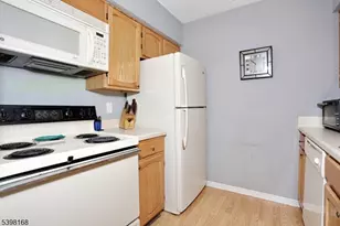 120 Willard St, Pompton Lakes, NJ 07442 - Photo 10