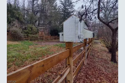 1090 County Road 519, Kingwood Township, NJ 08825 - Photo 30