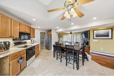 11 Joan Dr, Byram Township, NJ 07874 - Photo 8