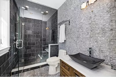 105 Chestnut Ridge Rd, Saddle River, NJ 07458 - Photo 22