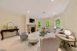 105 Chestnut Ridge Rd, Saddle River, NJ 07458 - Photo 10