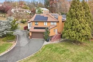 1605 Justin Pl, Mountainside, NJ 07092 - Photo 2