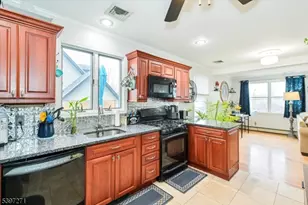 19 Pearl St, Bloomingdale, NJ 07403 - Photo 12