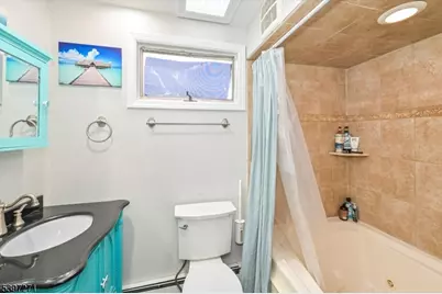 19 Pearl St, Bloomingdale, NJ 07403 - Photo 18