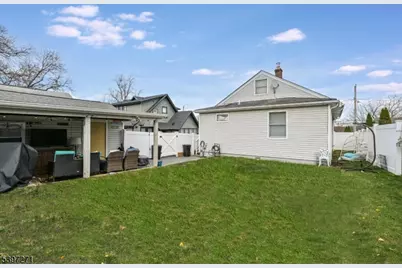 19 Pearl St, Bloomingdale, NJ 07403 - Photo 4