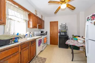 88 Avenue B, Haledon, NJ 07508 - Photo 16