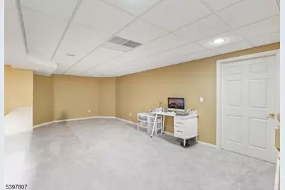 6 Sherry Ct, Wayne Twp., NJ 07470 - Photo 22