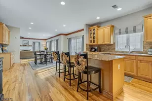 10 King Alex Ct, Sparta Township, NJ 07871 - Photo 8