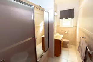 169 Valley View Rd, Hillside Twp., NJ 07205 - Photo 16