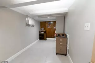 169 Valley View Rd, Hillside Twp., NJ 07205 - Photo 24