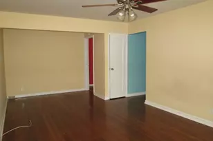 26-02 High St, Fair Lawn, NJ 07410 - Photo 4