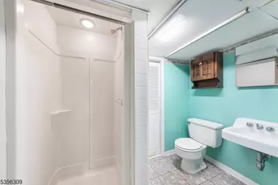 26 Edward Ct, Clifton, NJ 07011 - Photo 22