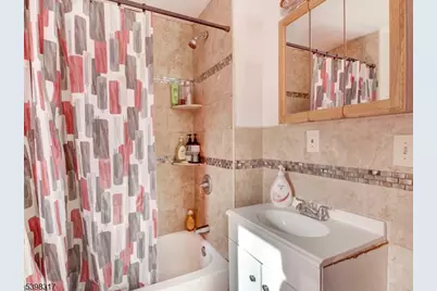 77 Delmar Pl, Irvington, NJ 07111 - Photo 10