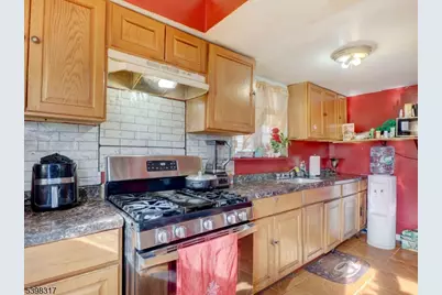 77 Delmar Pl, Irvington, NJ 07111 - Photo 6