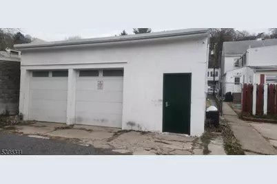 38 Reese Way, Phillipsburg, NJ 08865 - Photo 2