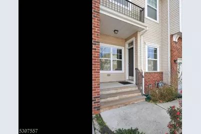 32 Clifford Cir, Franklin Township, NJ 08873 - Photo 2