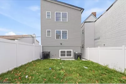 62 Hillside Ave #1, Newark, NJ 07108 - Photo 10